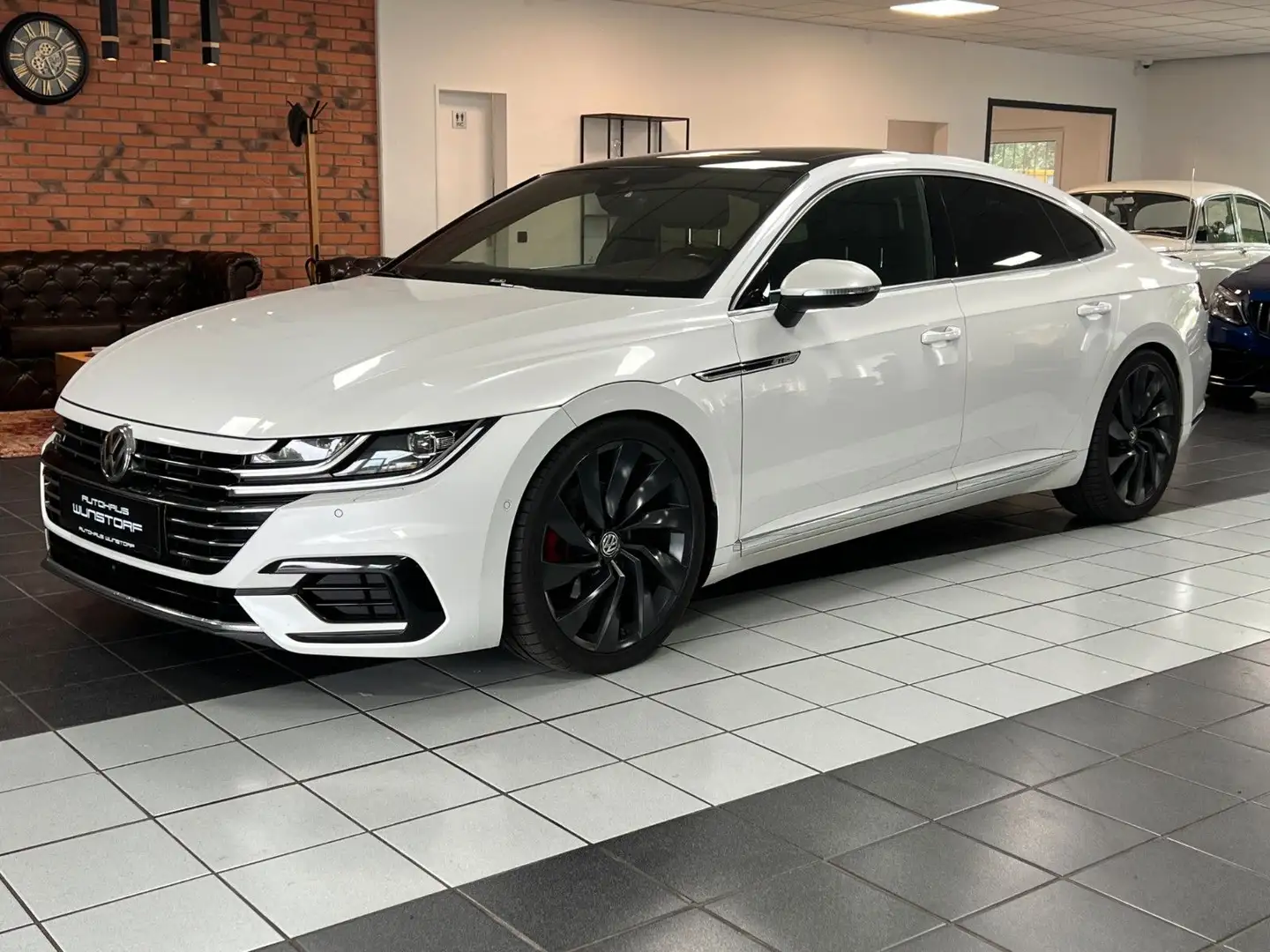 Volkswagen Arteon R-Line 4M PANO/360°/AHK/VIRTEULL/HuD/LED/ Blanco - 1