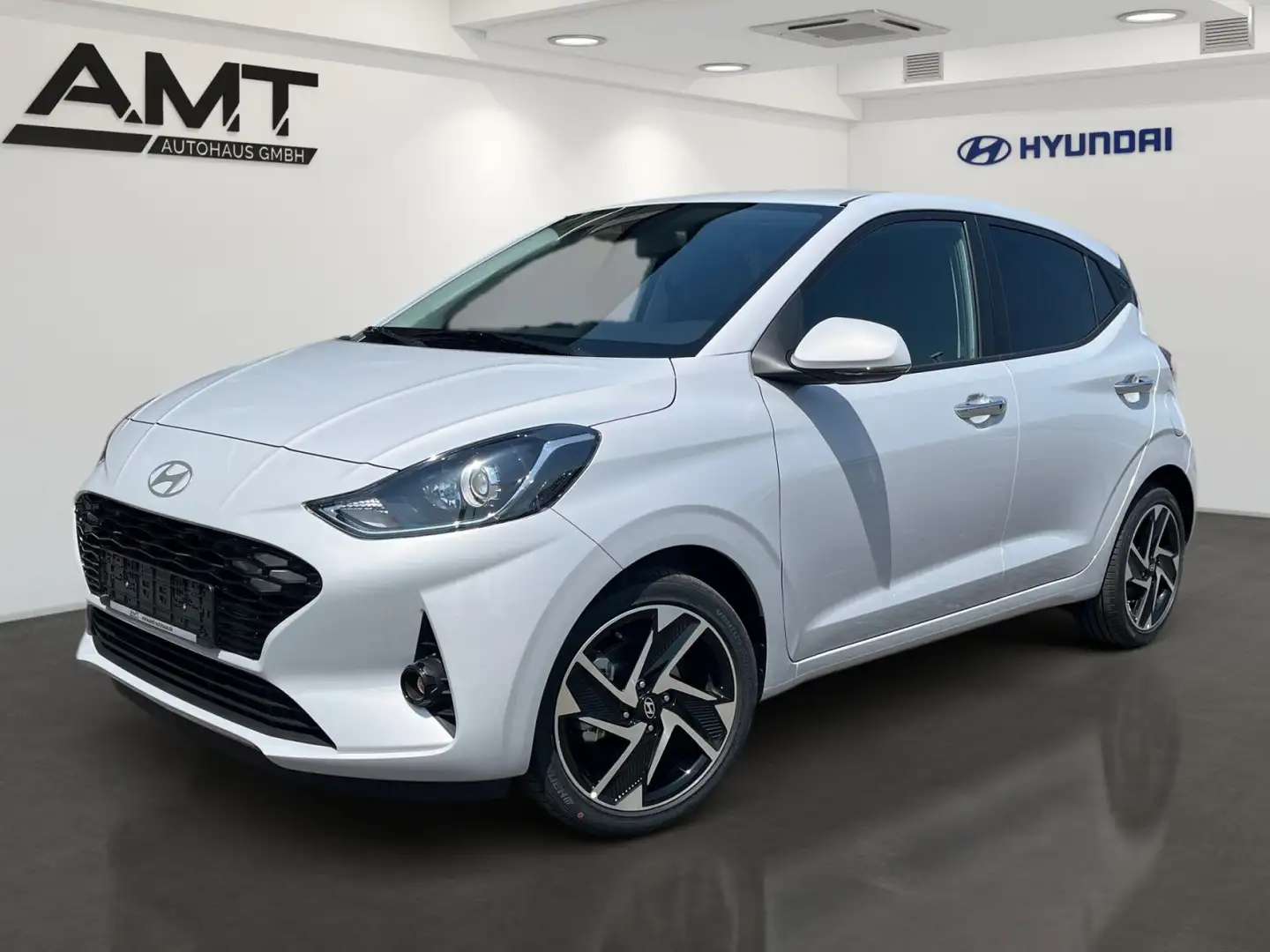 Hyundai i10 1.2 Prime EURO 6e Navi/Autom/Klima/Smart Key Grey - 1