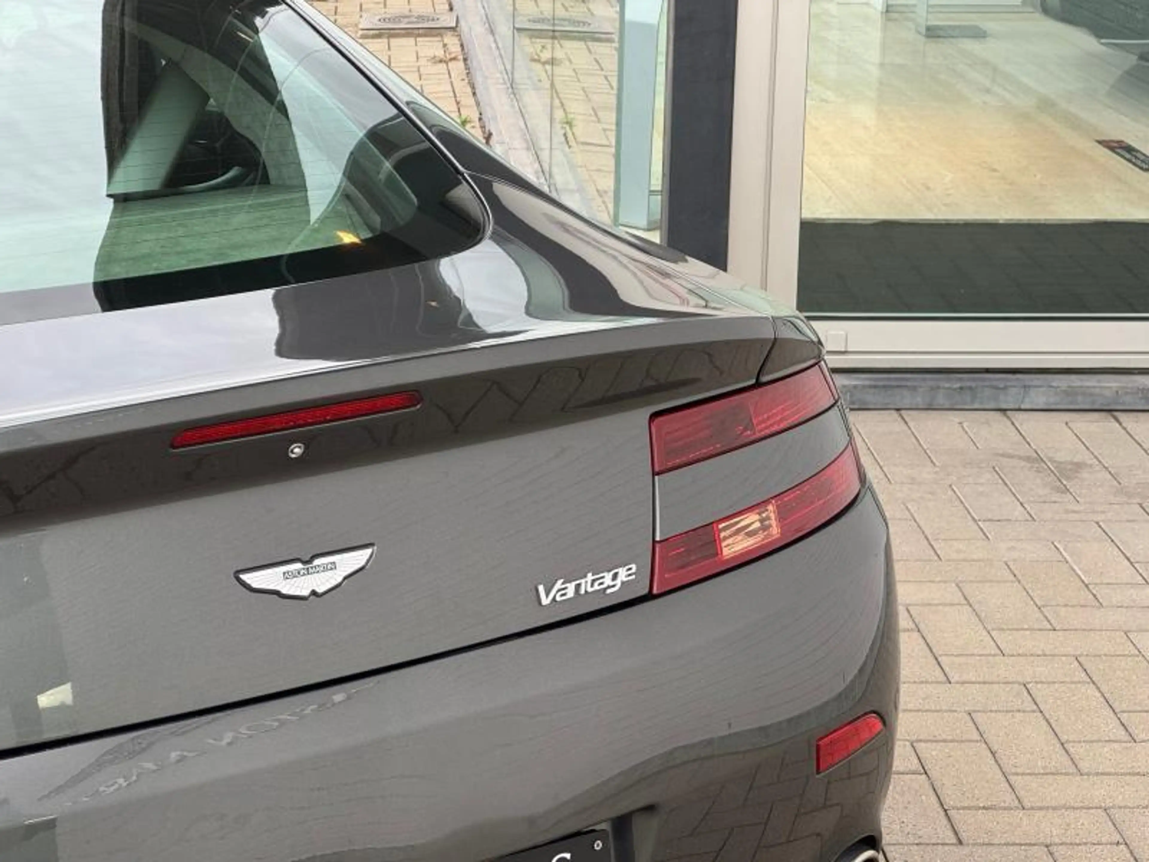 Aston Martin V8 4.7l Sportshift — photo 16