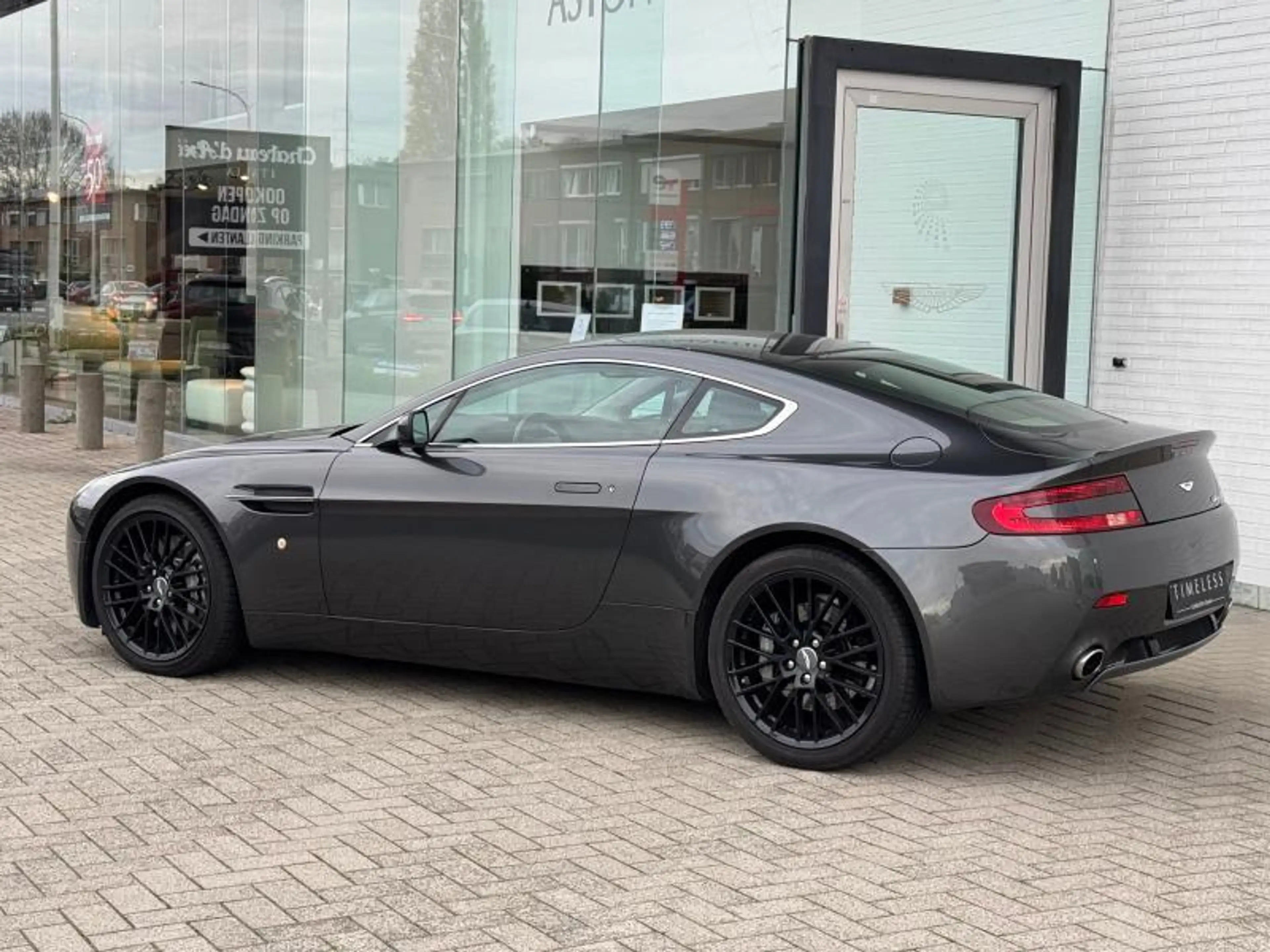 Aston Martin V8 4.7l Sportshift — photo 5
