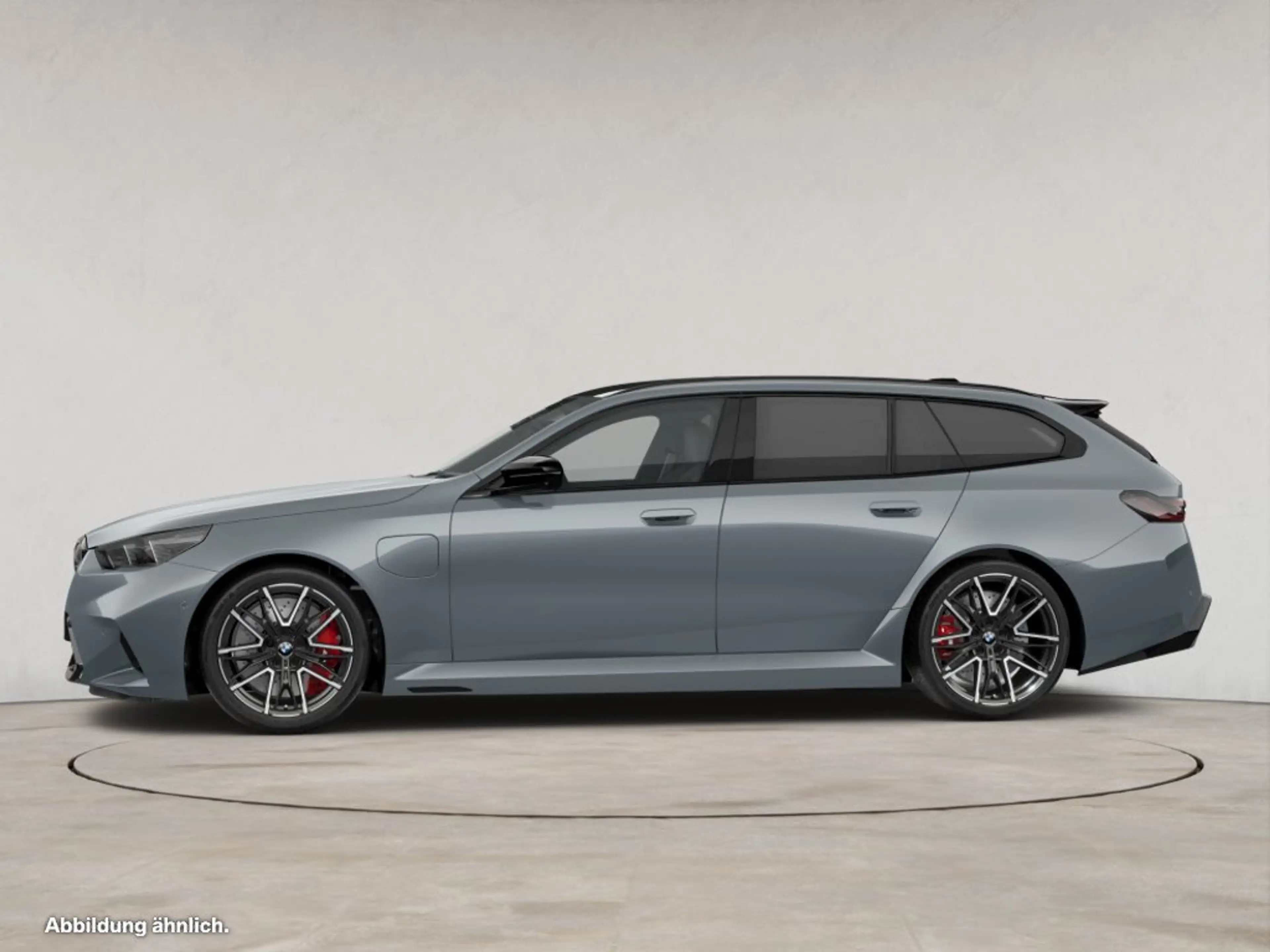 BMW M5 Touring xDrive UPE 158.910 EUR — photo 5