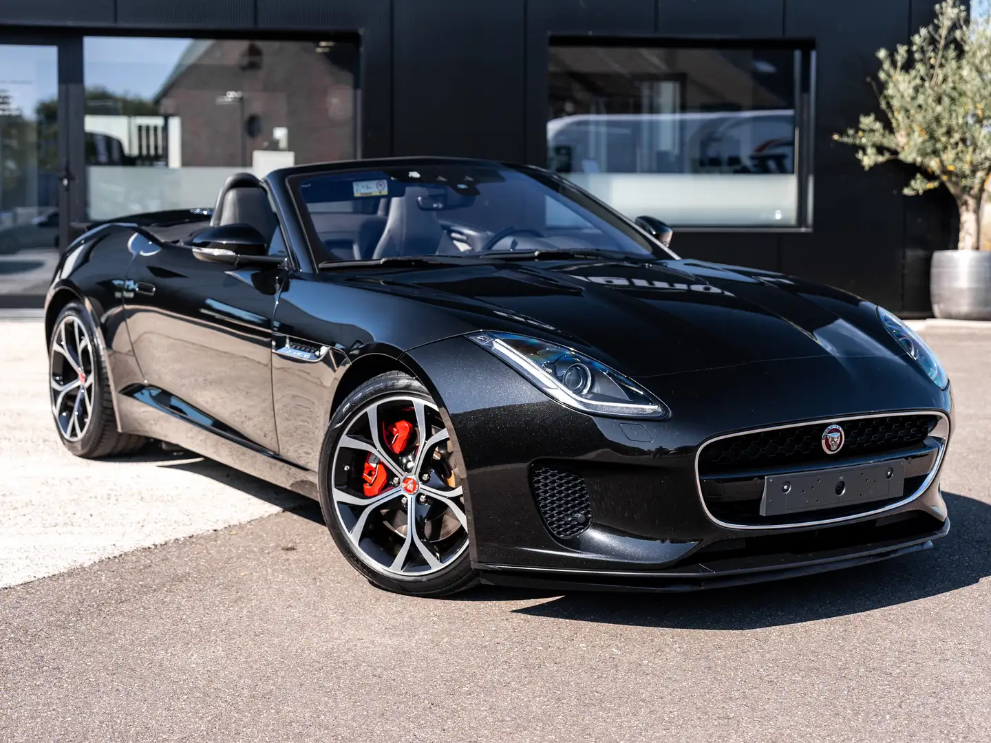 Jaguar F-Type Cabriolet 2.0 Aut in perfecte staat/Jag onderhoude Zwart - 1