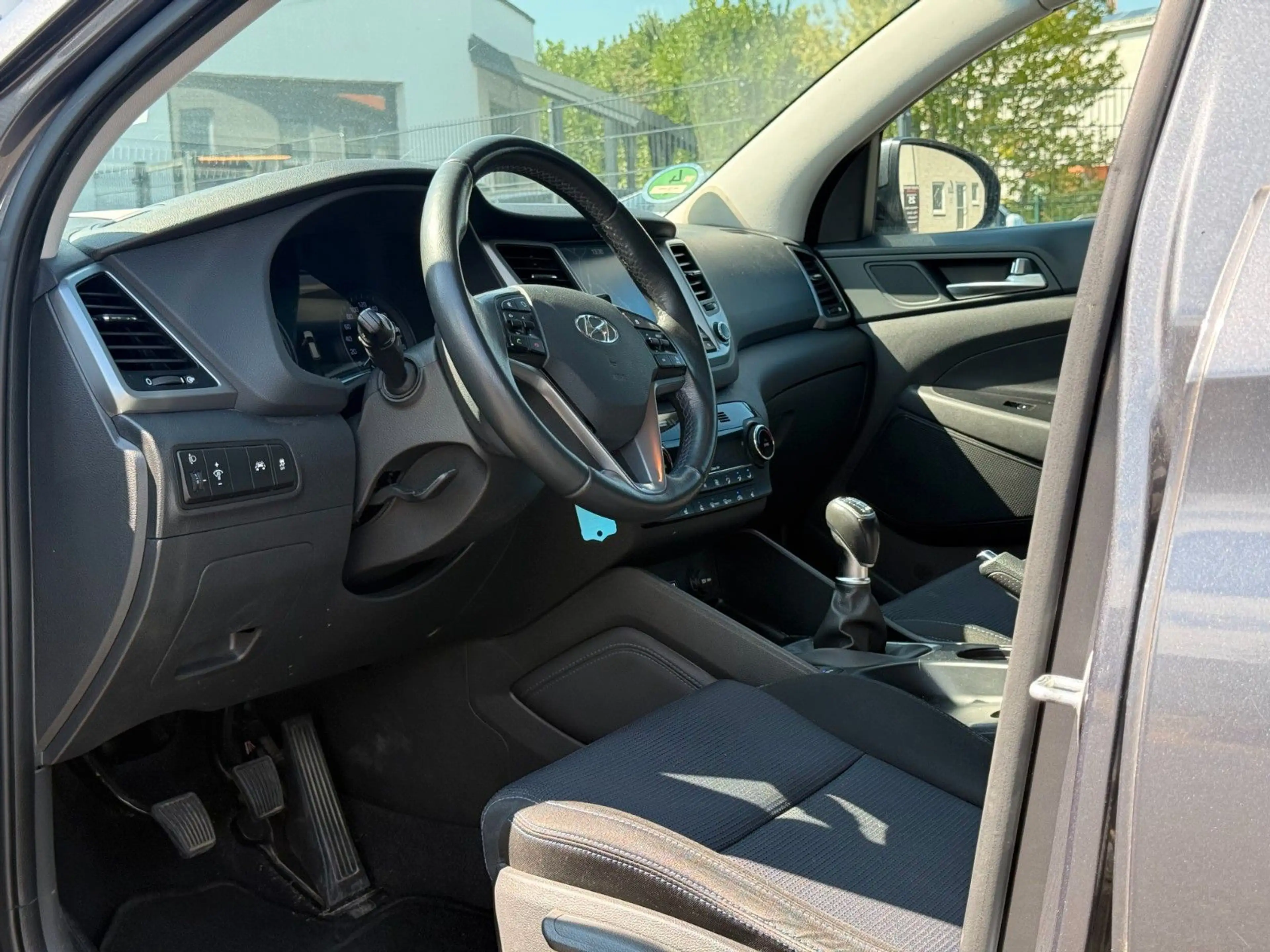 Hyundai TUCSON blue Style 2.0 2WD AHK Kamera ST-Fahrwerk — photo 9