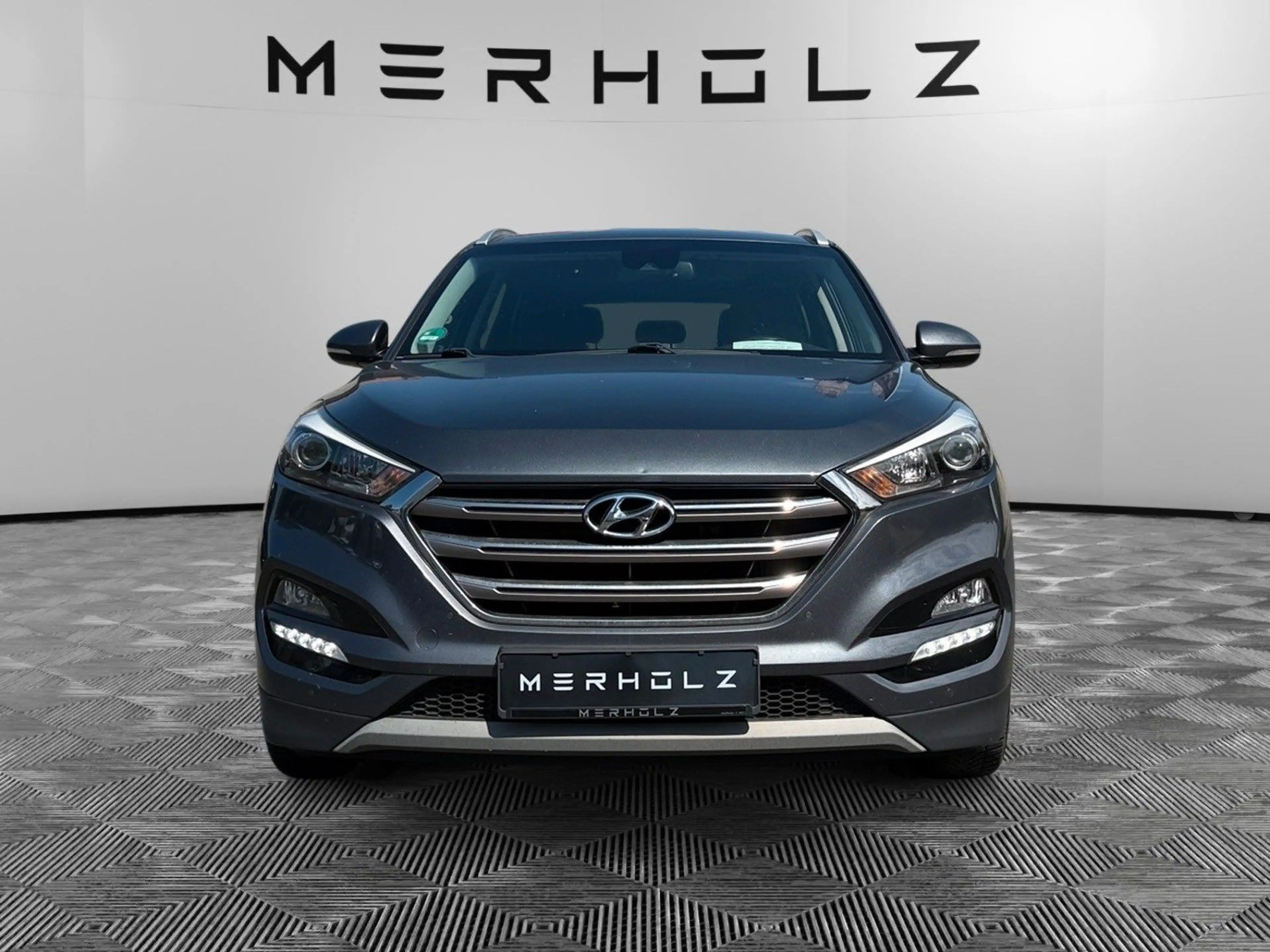 Hyundai TUCSON blue Style 2.0 2WD AHK Kamera ST-Fahrwerk — photo 2