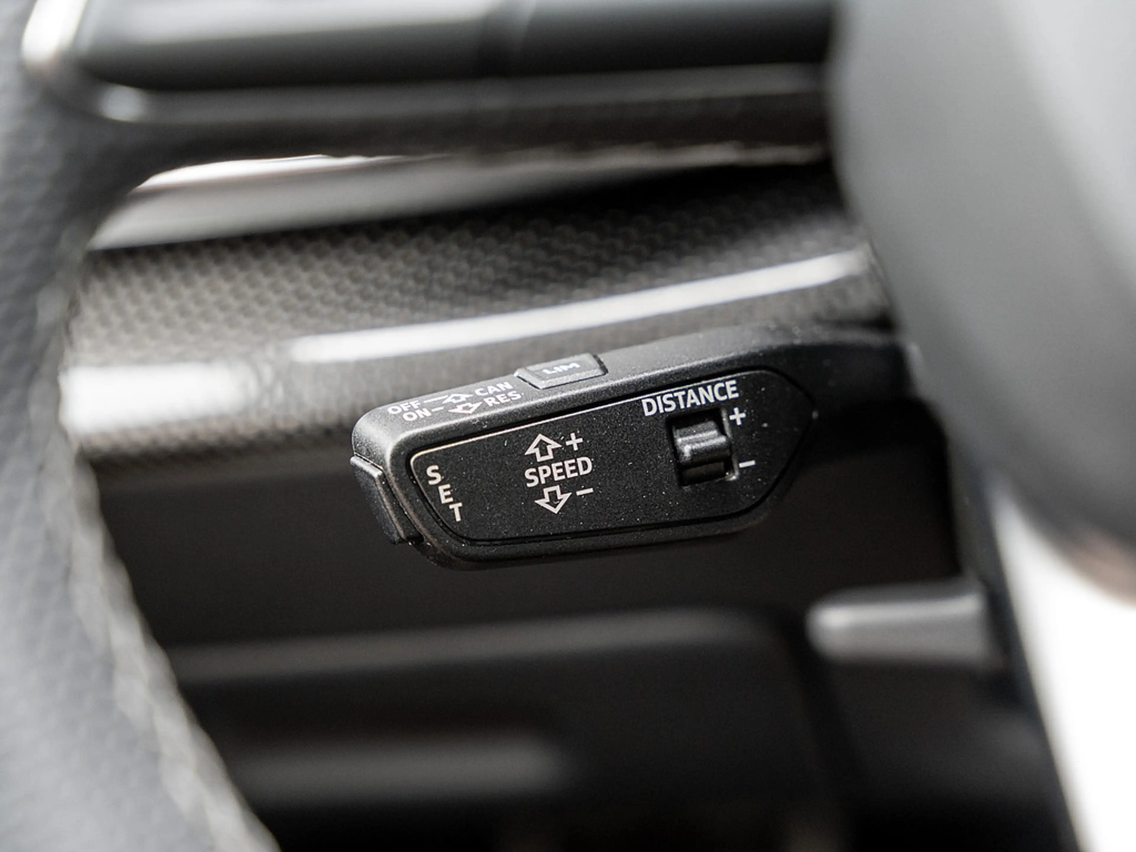 Audi SQ7 4.0 TFSI quattro AHK 360° PANO KAM MATRIX — photo 12