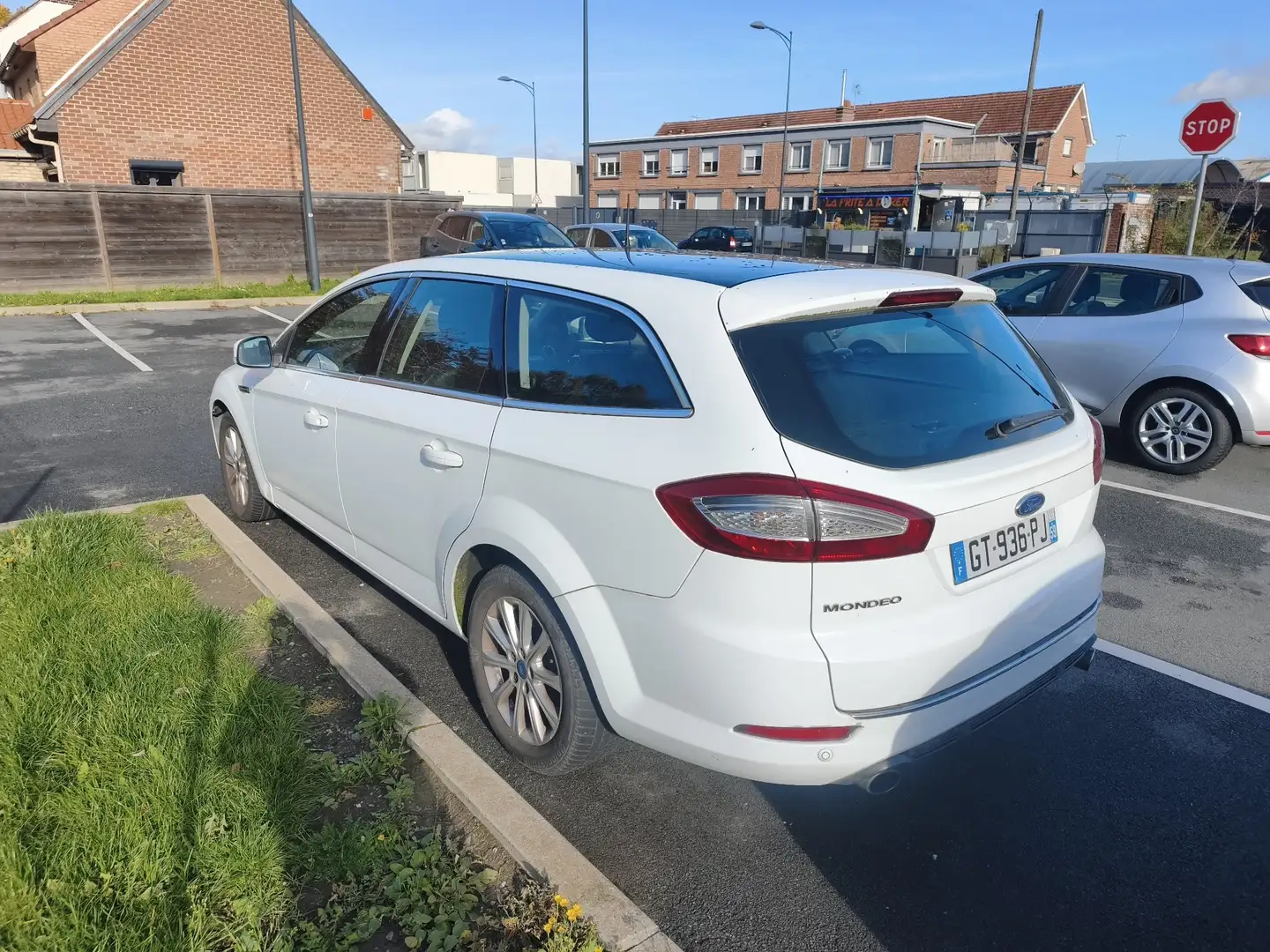 Ford Mondeo SW 2.2 TDCI 200 FAP Titanium A - 2