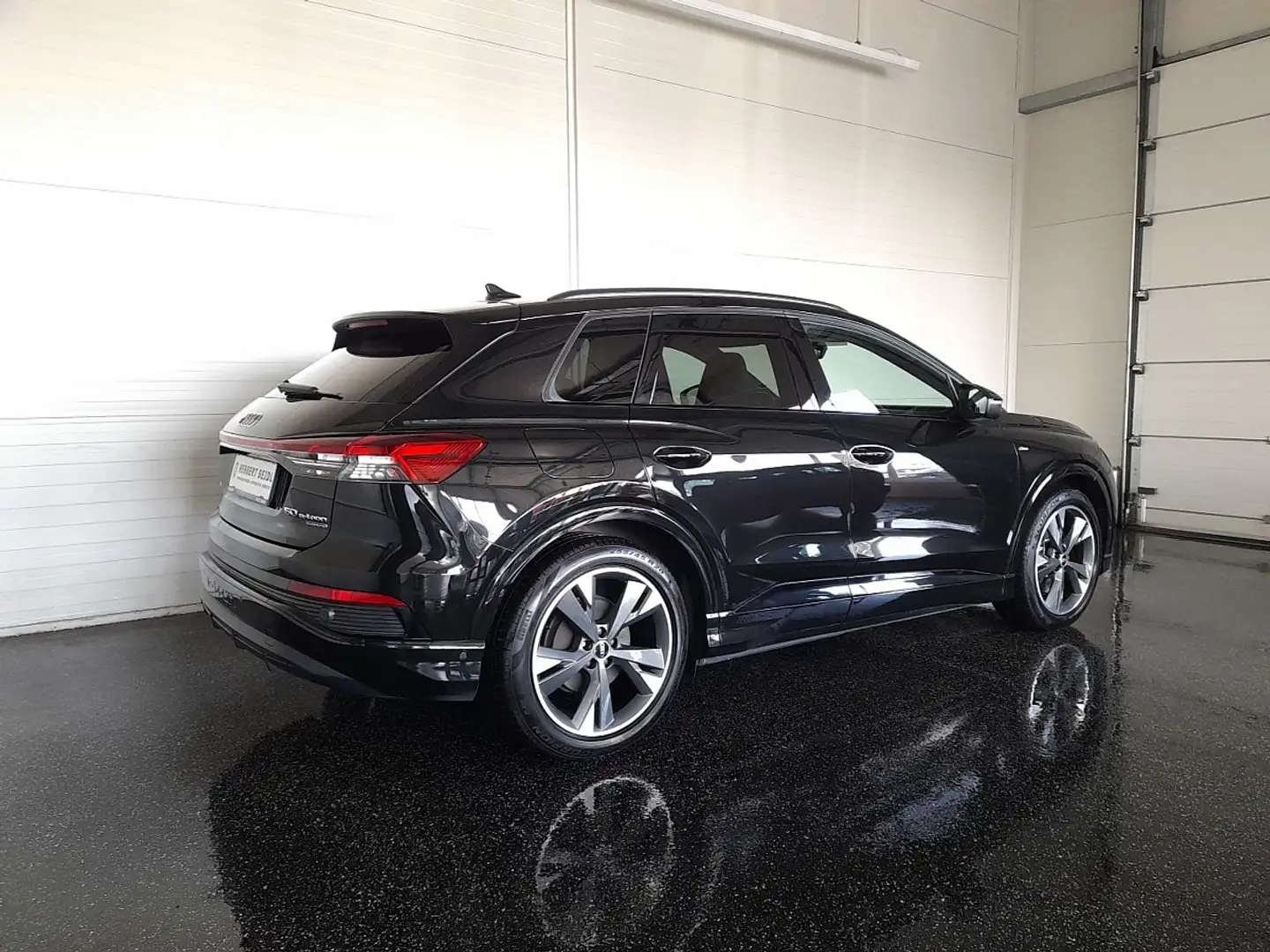 Audi Q4 e-tron 50 quattro S-LINE *MATRIX LED / 20 ZOLL / NAVI ... Schwarz - 2