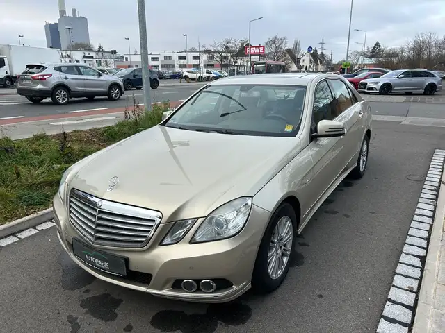 Mercedes-Benz E 250 CDI/Leder/Navi/SHZ/PDC/GSD/ANHK