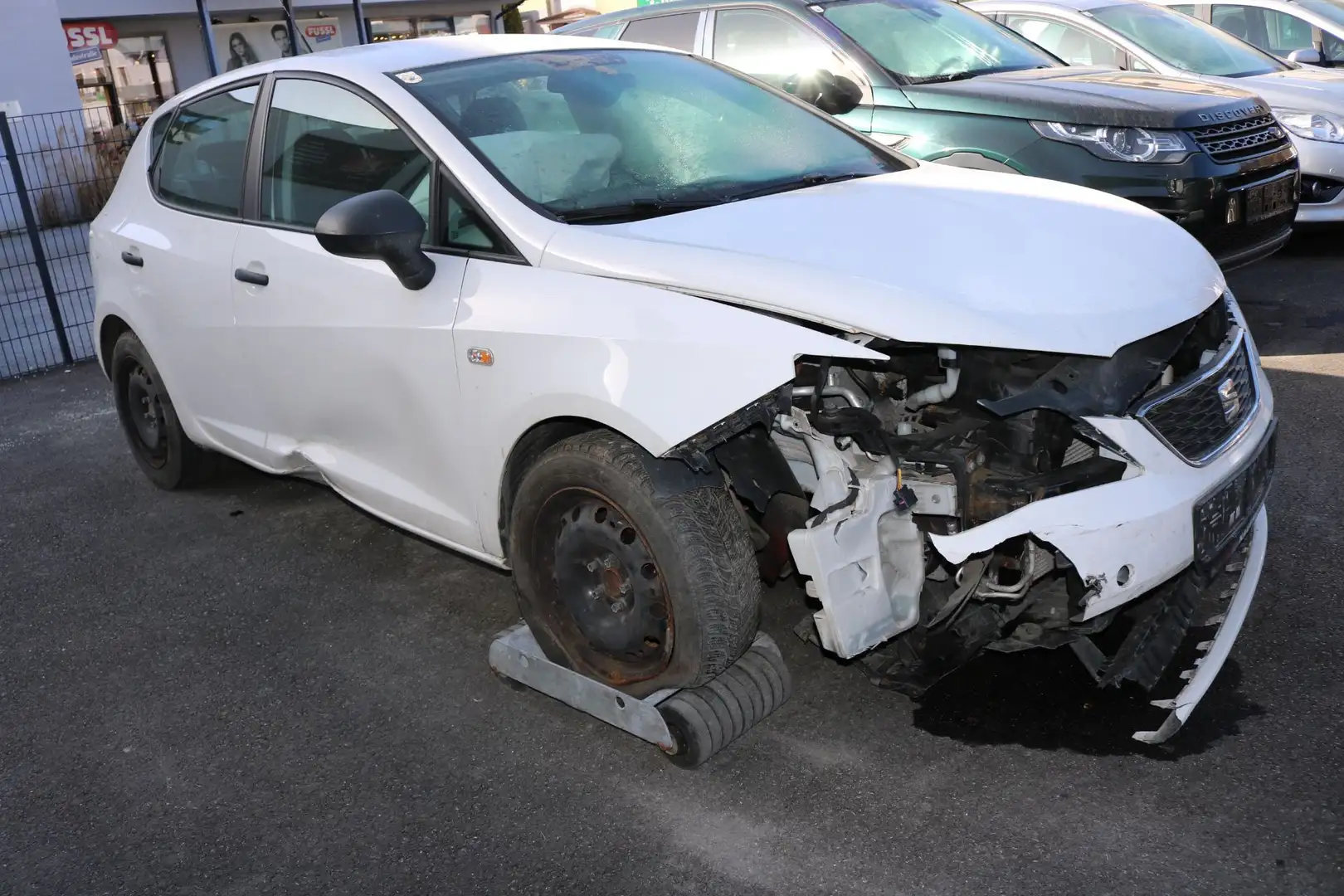 SEAT Ibiza 1,0 Reference Start-Stopp UNFALL Weiß - 2