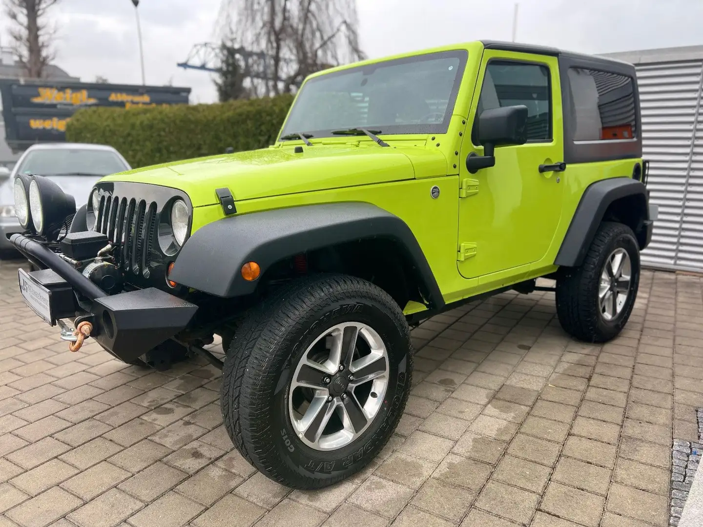 Jeep Wrangler Unlimited 3.6 4x4 Bumper Winde OffRoad Jaune - 1