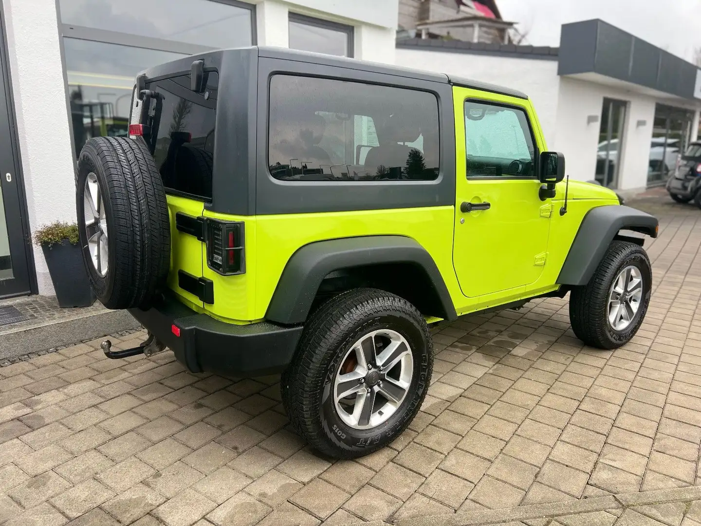 Jeep Wrangler Unlimited 3.6 4x4 Bumper Winde OffRoad Gelb - 2
