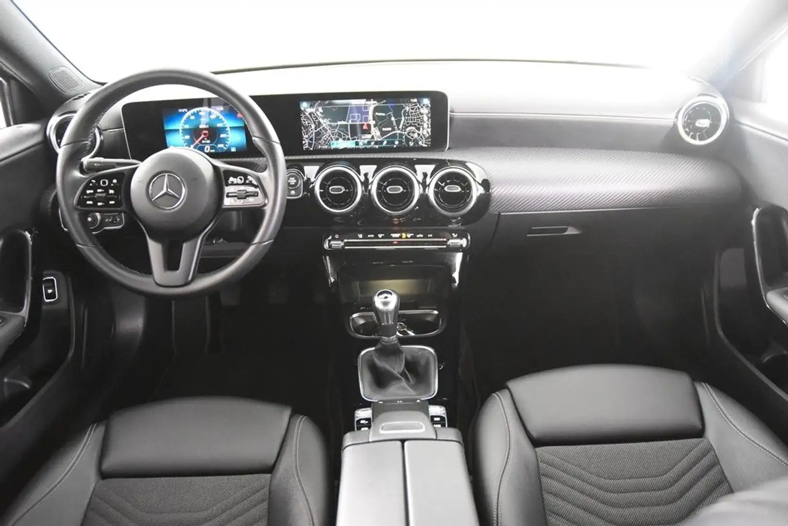 Mercedes-Benz A 200 Limosine *1.Hand*T-Leder*Navi*Park ass.* Grau - 2