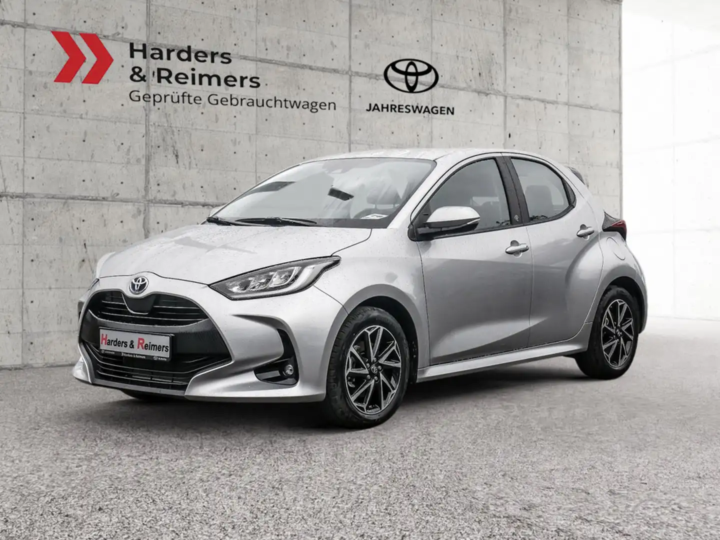 Toyota Yaris Hybrid 1.5 VVT-i Team D KAMERA ACC LED Silber - 1