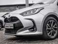 Toyota Yaris Hybrid 1.5 VVT-i Team D KAMERA ACC LED Silber - thumbnail 33