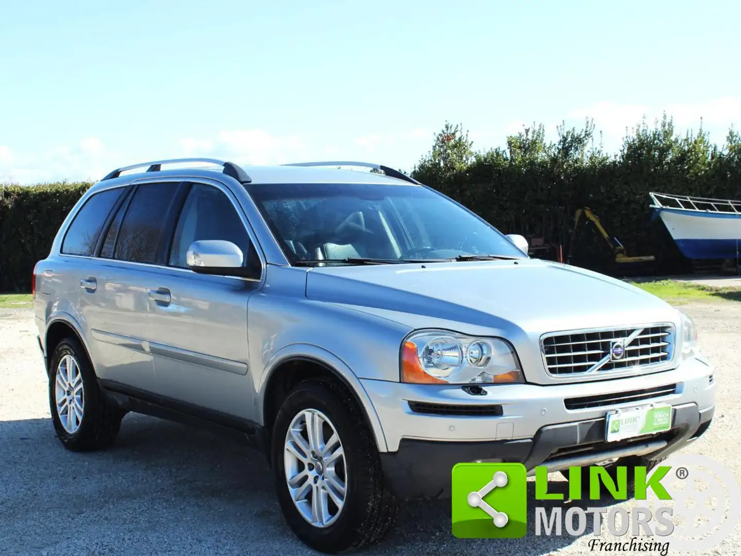 Volvo XC90 2.4 D5 / Automatica / AWD / Executive Gris - 1
