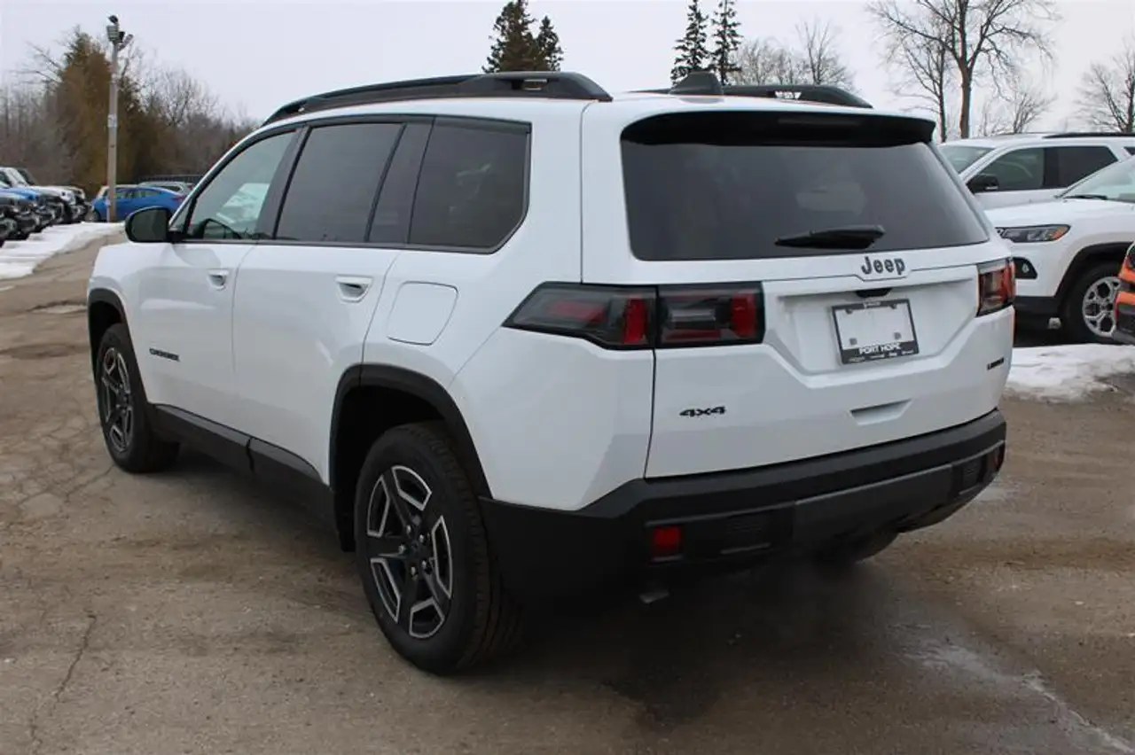 Jeep Cherokee снимка Jeep Cherokee