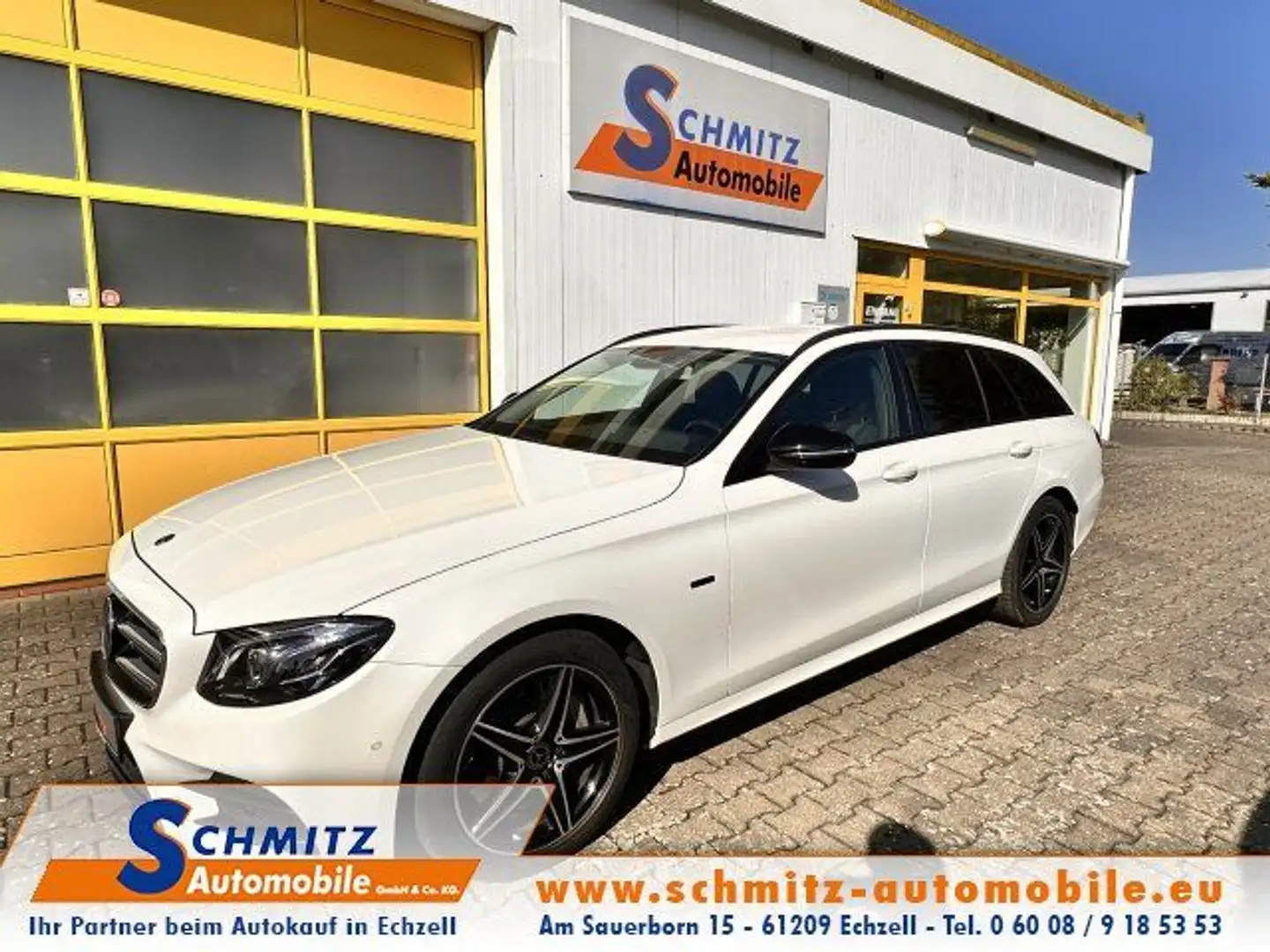 Mercedes-Benz E 300 T de AMG Line Comand/LED/ACC/R-Cam/AHK Blanc - 1