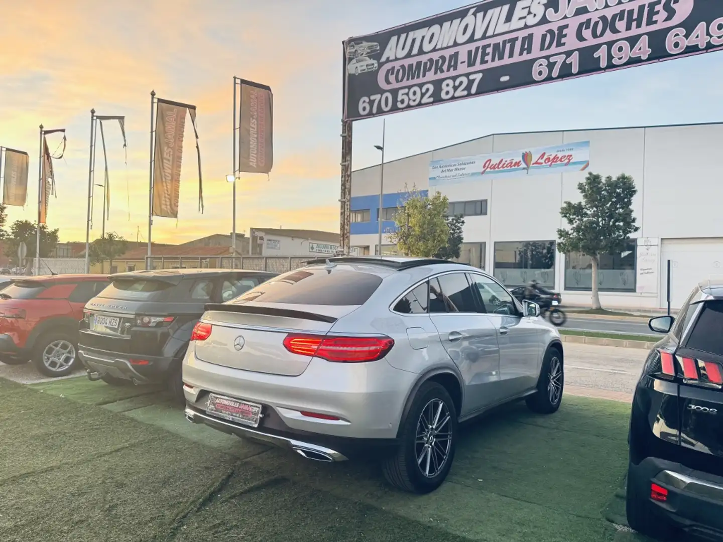 Mercedes-Benz GLE 350 Coupé 350d 4Matic Aut. Gris - 2