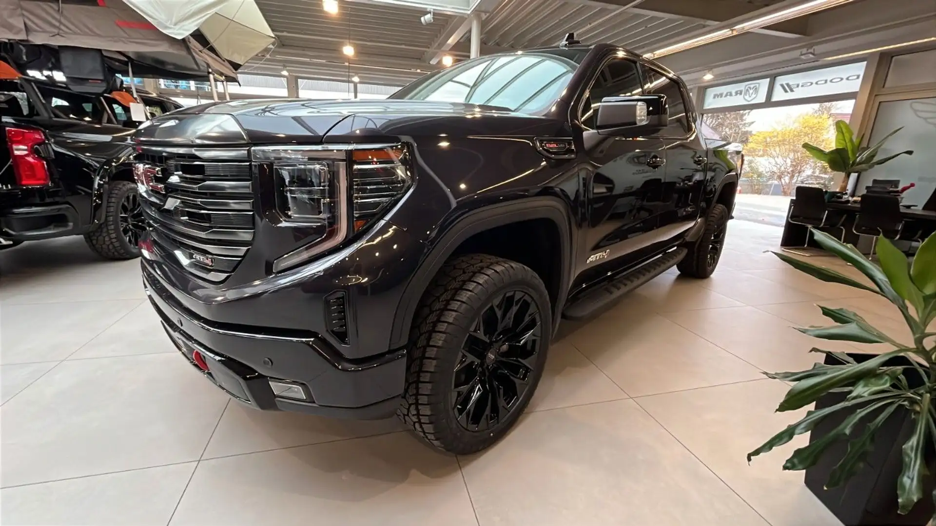 GMC Sierra 1500 AT4 6.2 V8 Offroad*Klappenausp.*360° Szürke - 2