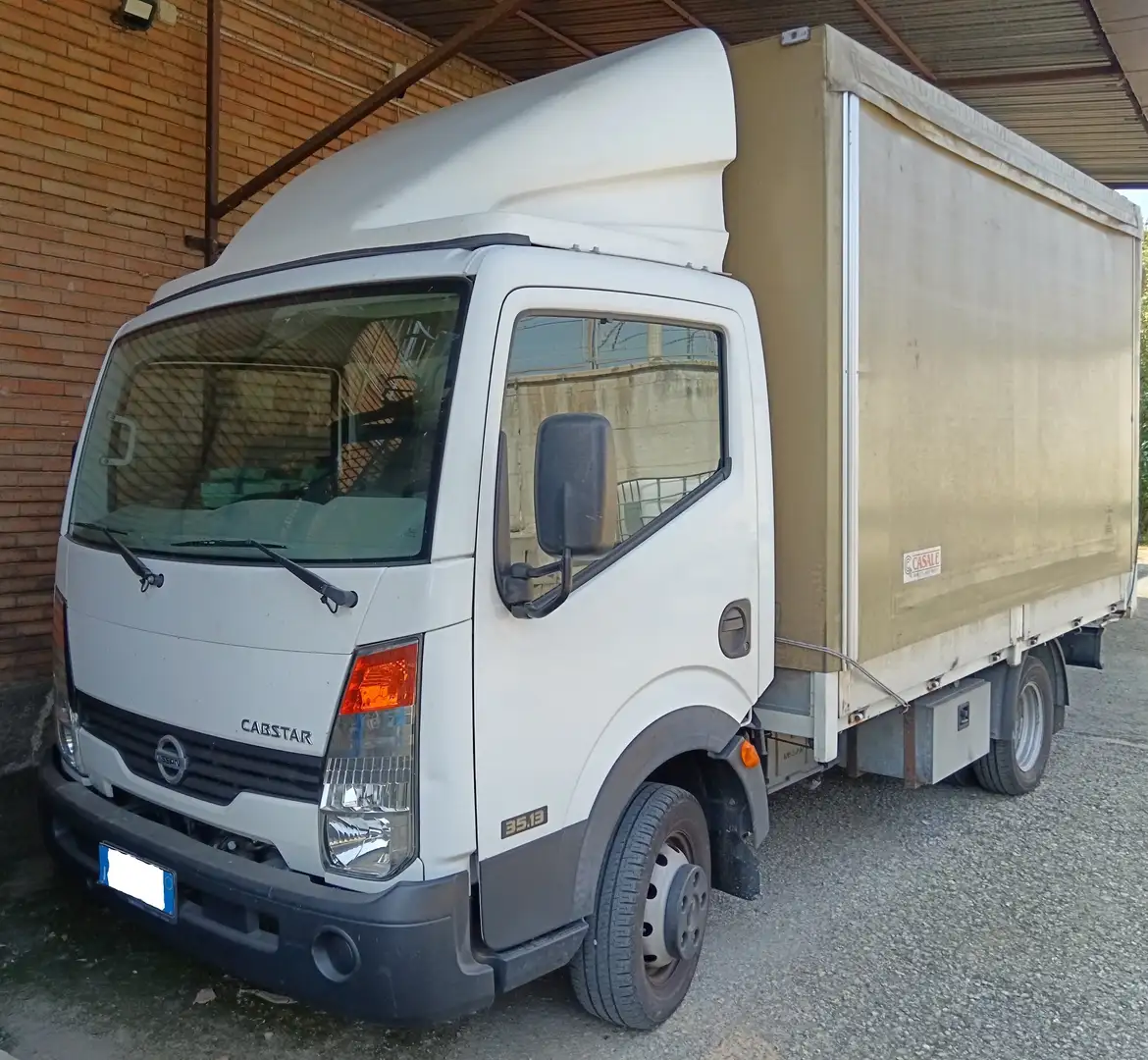 Nissan Cabstar 35/13 Bianco - 1