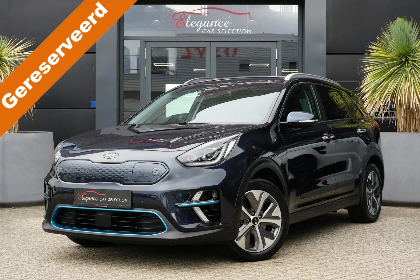 Kia e-Niro ExecutiveLine 64 kWh 204pk Stoelverwarming/JBL/Cam Blau - 1