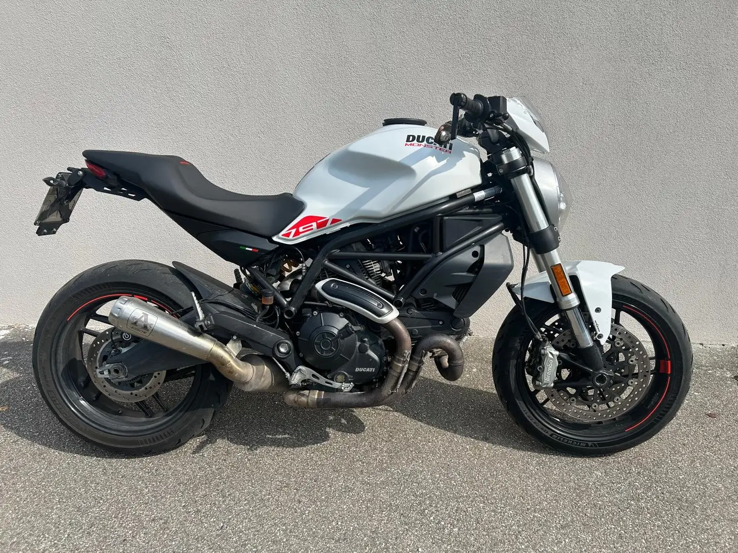 Ducati Monster 797 Bianco - 1