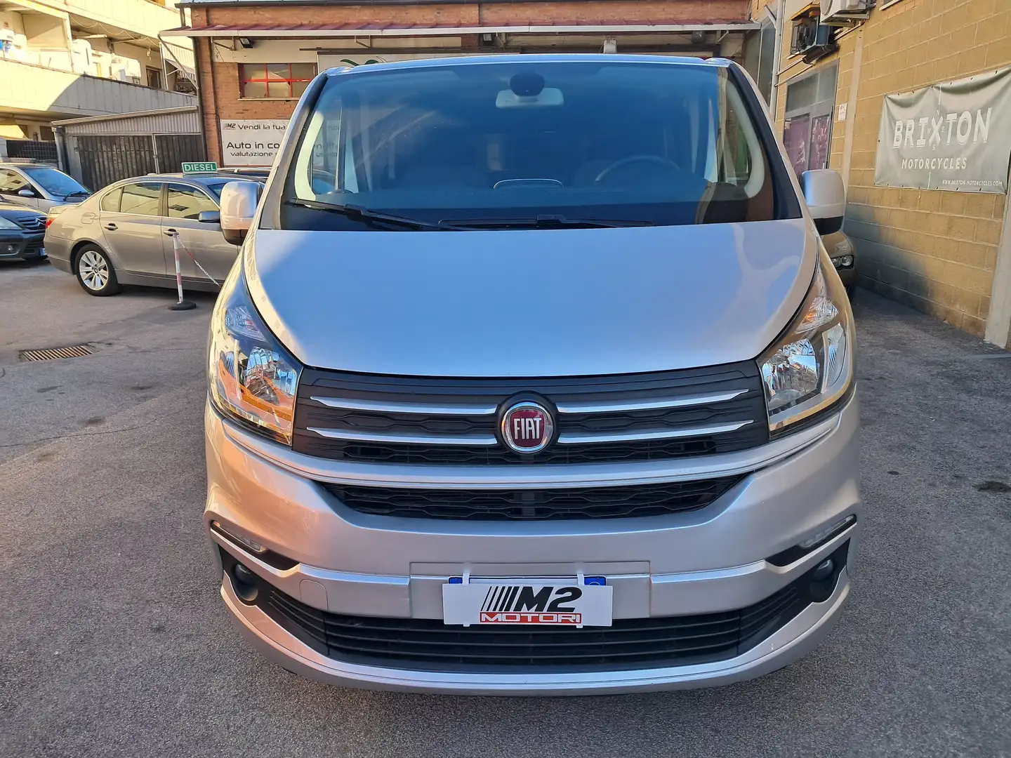 Fiat Talento 8 posti 145 cv Argento - 1