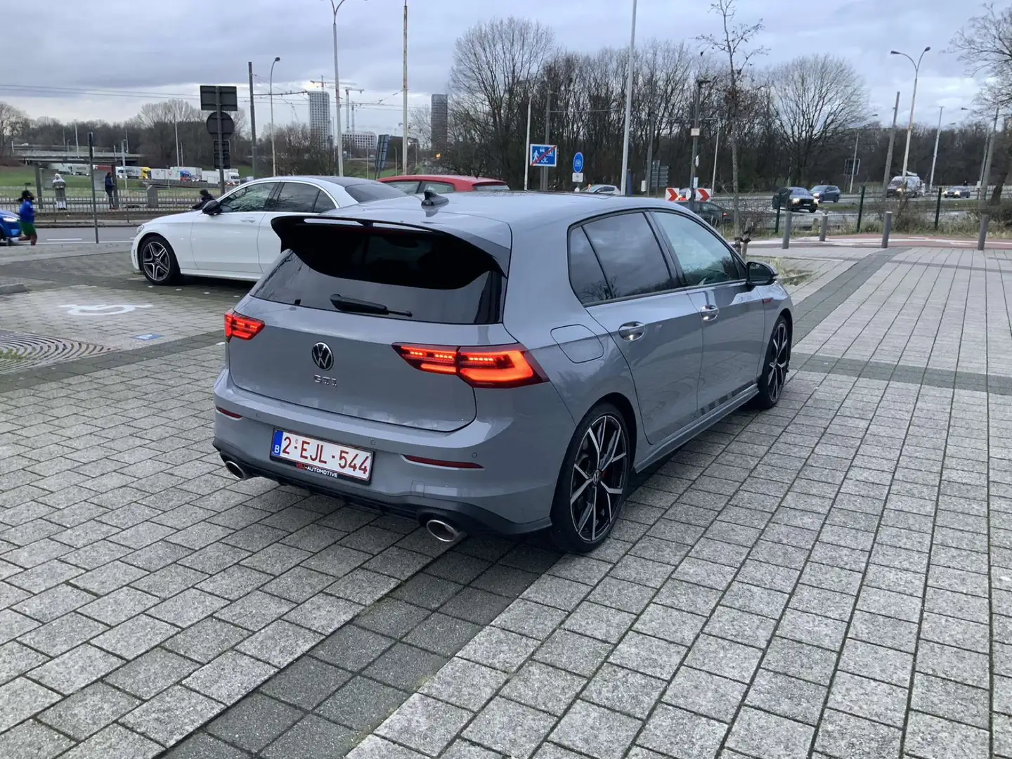 Volkswagen Golf GTI 2.0 TSI OPF DSG Clubsport Gris - 2