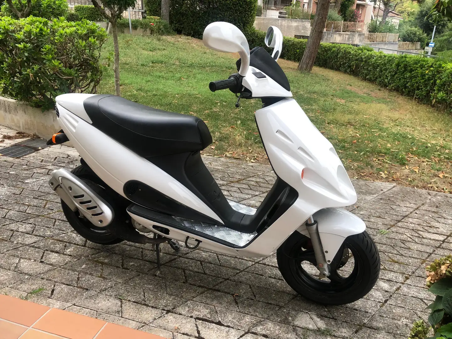 Malaguti Phantom F12 Weiß - 1
