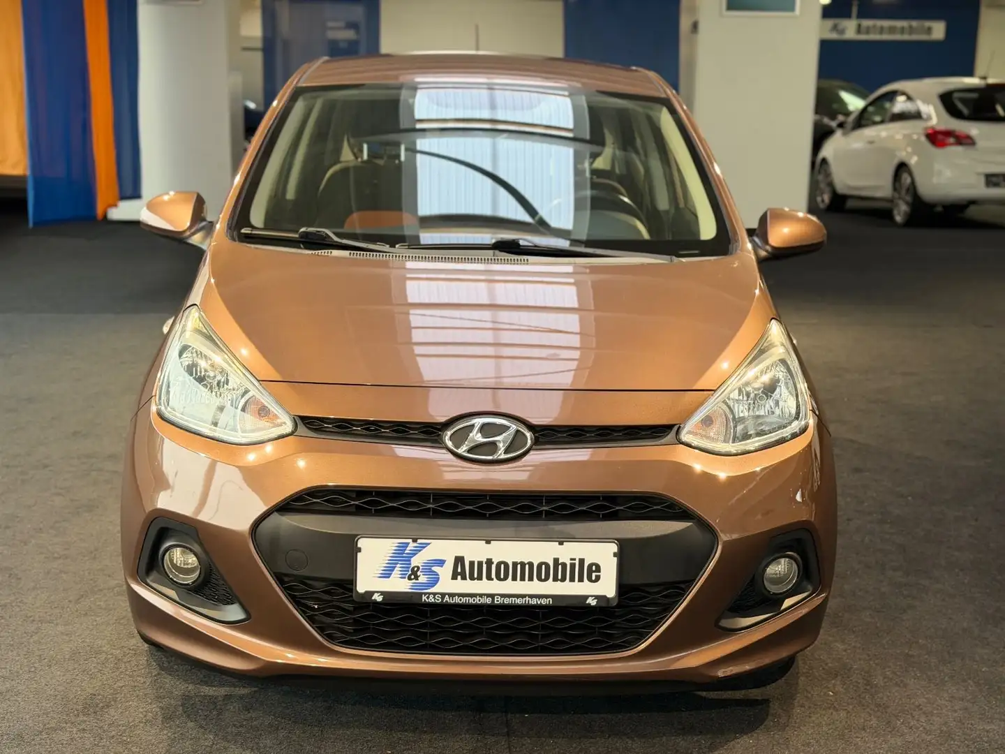 Hyundai i10 KLIMA*SITZ.+LENKRHZ.*TEMPOMAT*MFL*USB Braun - 2