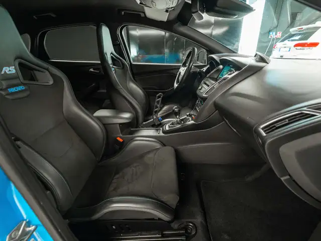 Ford Focus view 14
