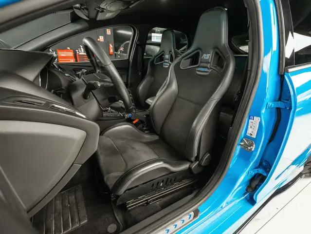 Ford Focus view 8