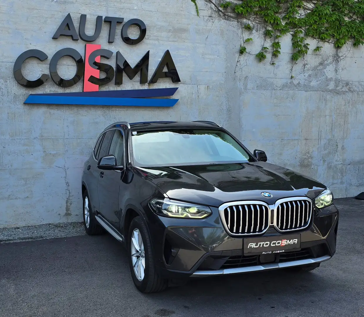 BMW X3 xDrive 20 d /KAMERA/AHK/ACC/ Grau - 2