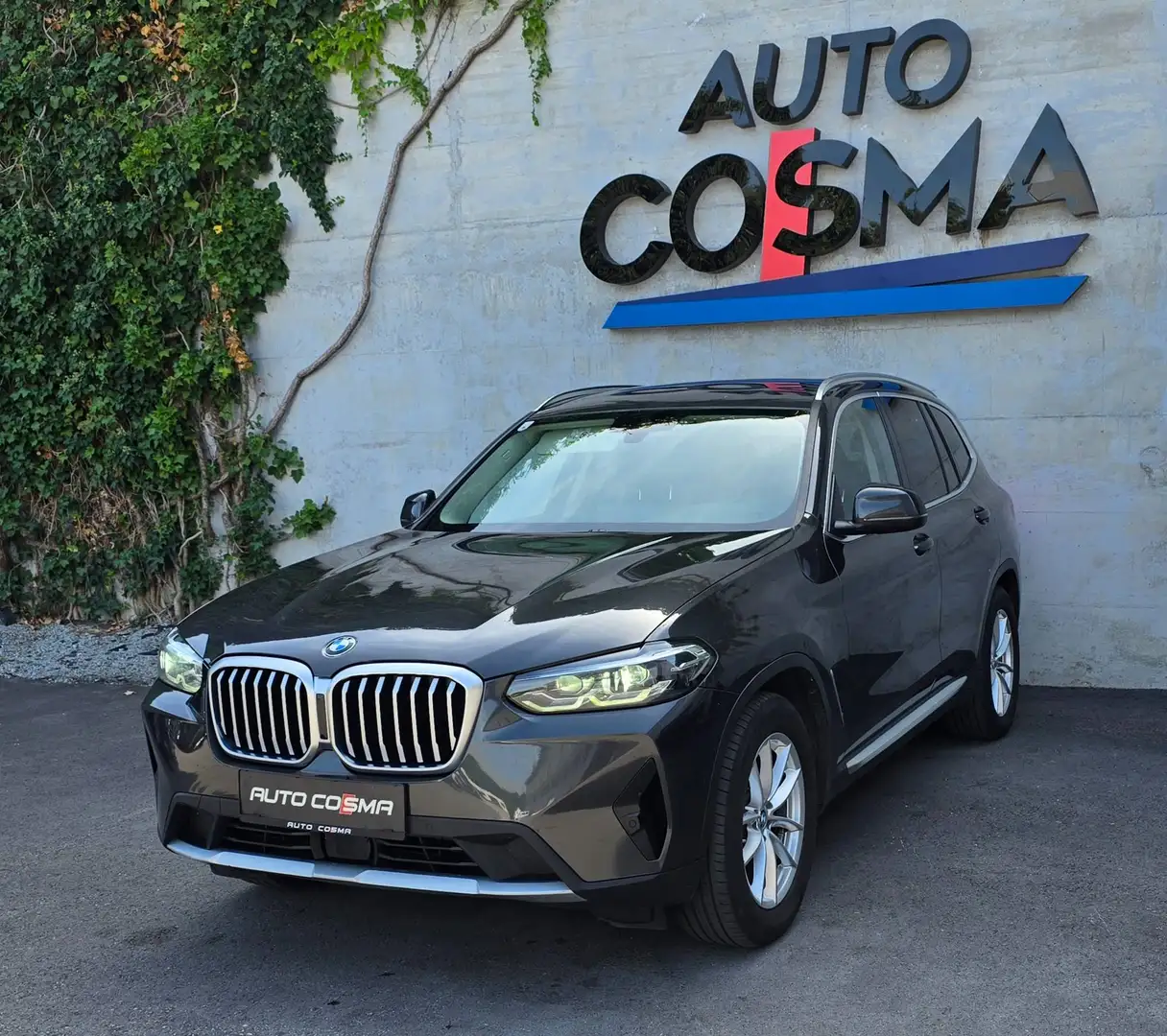 BMW X3 xDrive 20 d /KAMERA/AHK/ACC/ Grau - 1