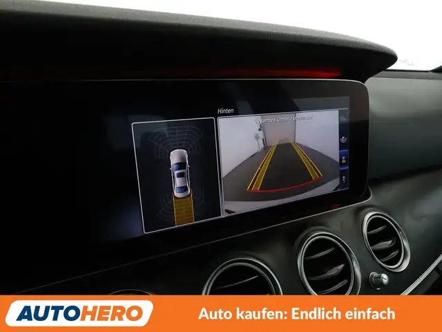 Mercedes-Benz E Class view 24