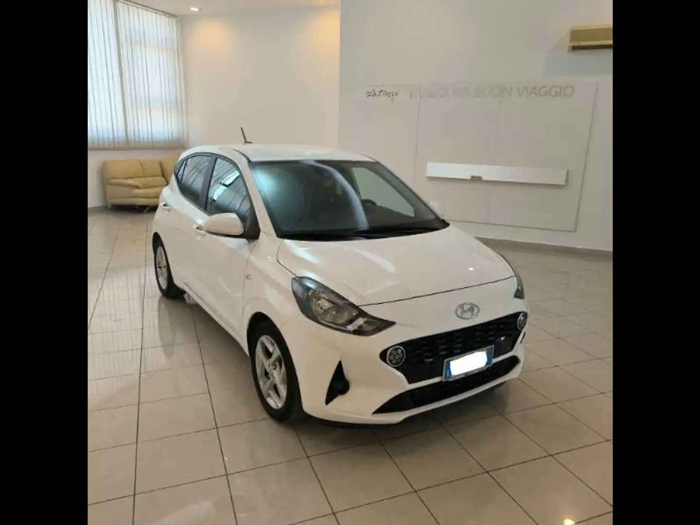 Hyundai i10 1.0 Tech Connect Pack econext Gpl Bianco - 1