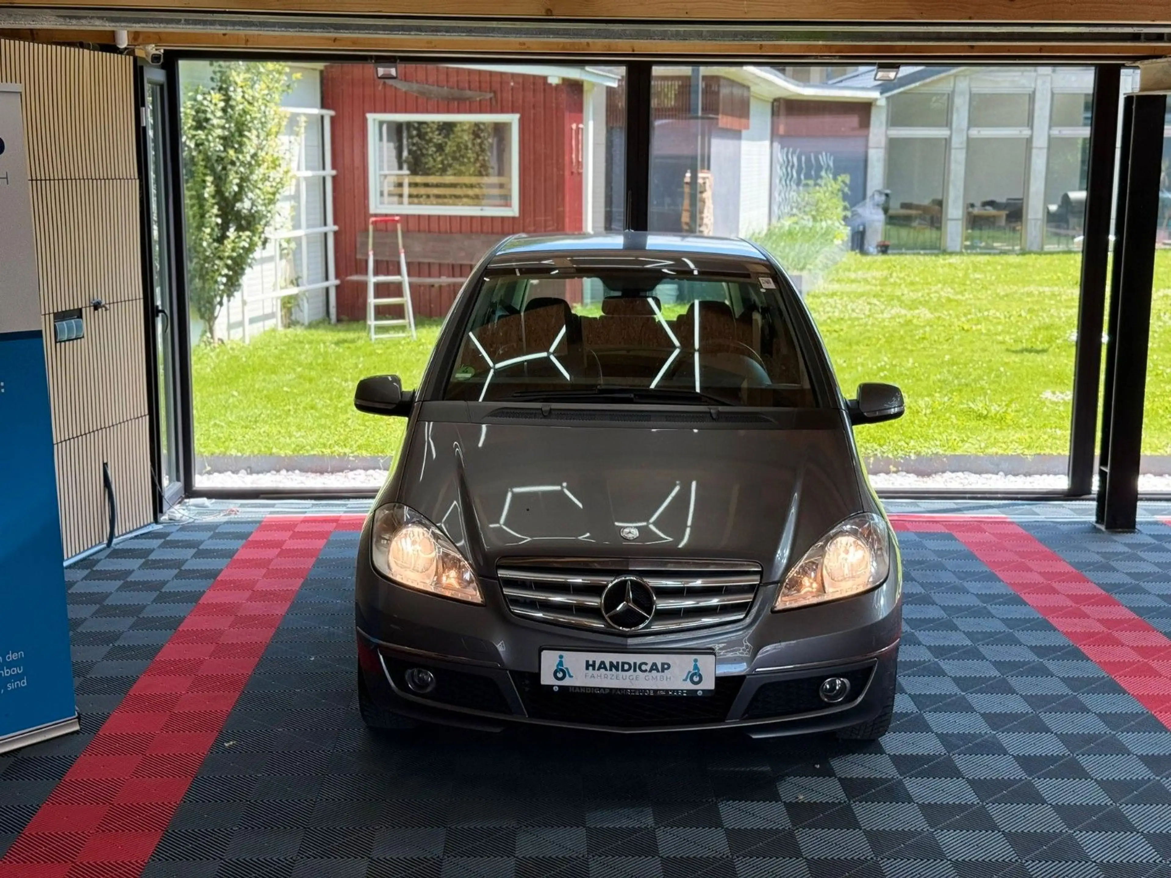Mercedes-Benz A 150 AVANTGARDE — photo 8