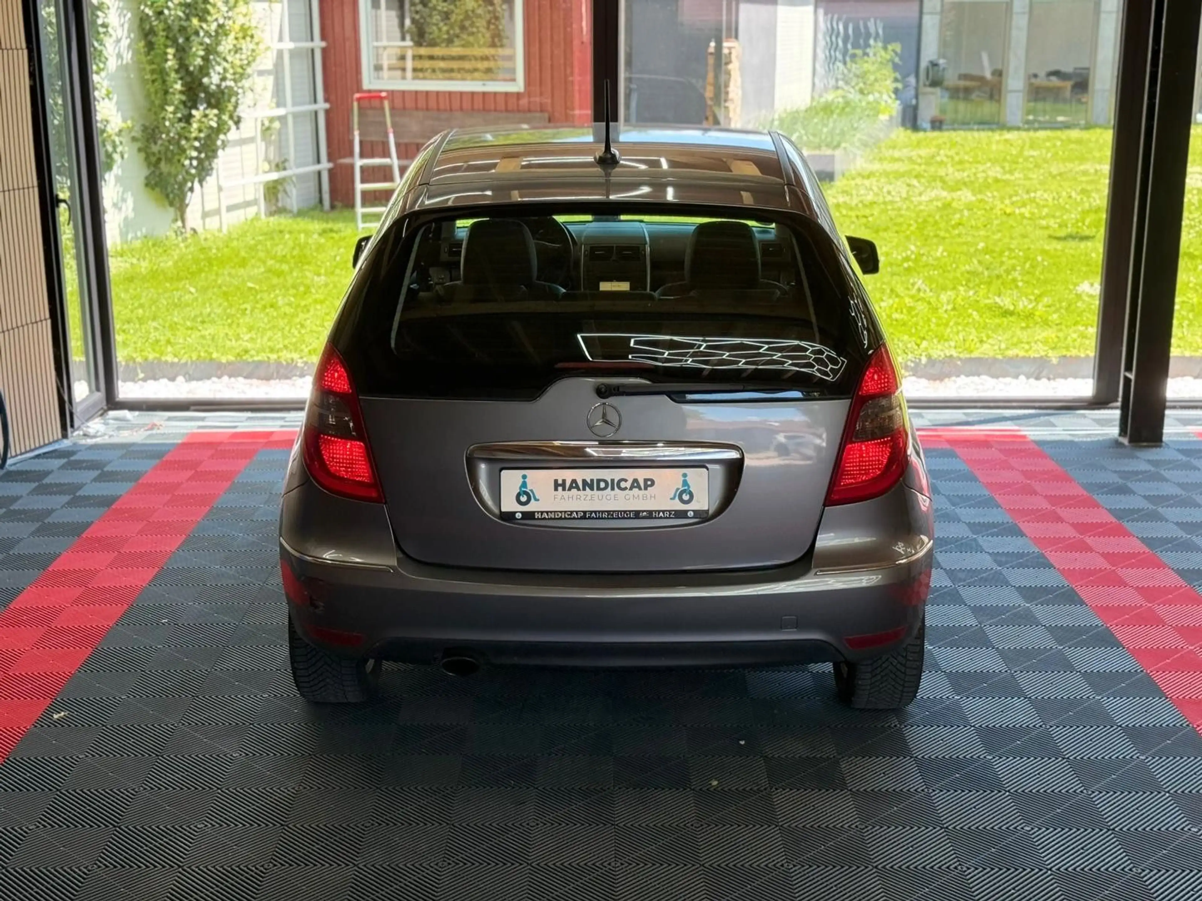 Mercedes-Benz A 150 AVANTGARDE — photo 26