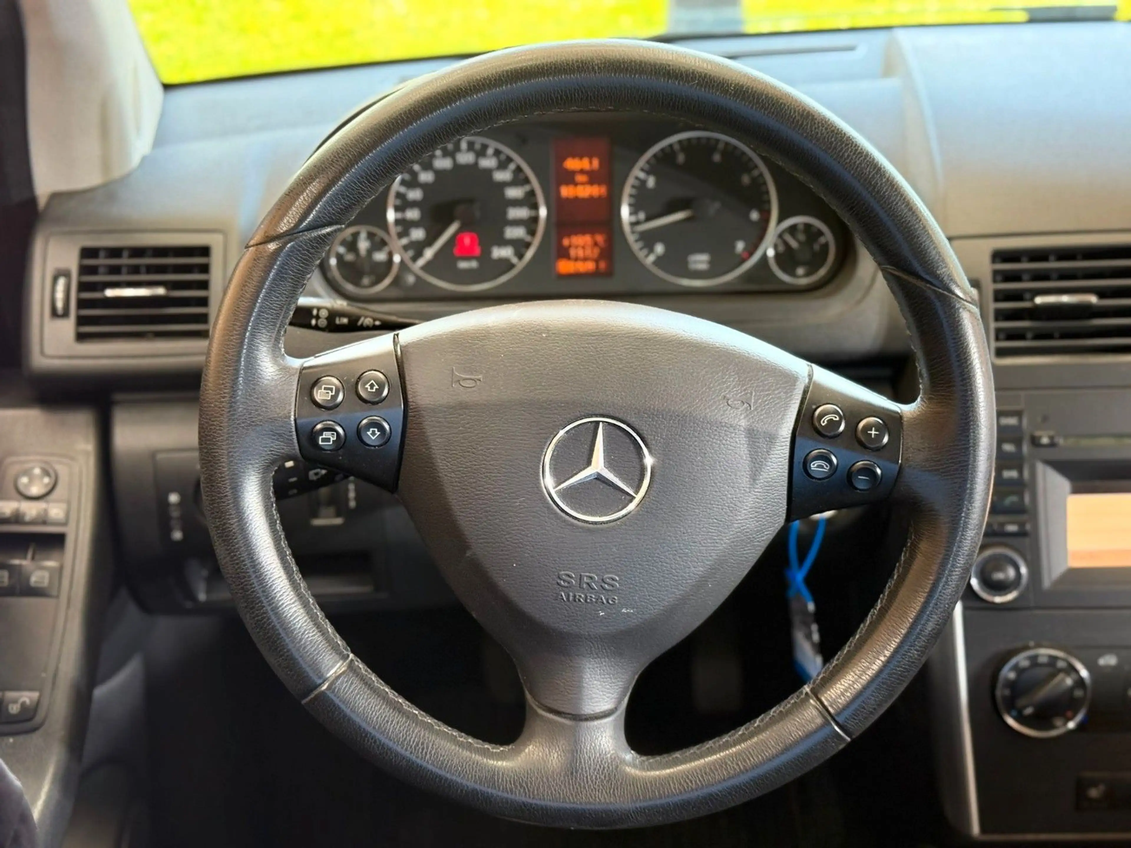 Mercedes-Benz A 150 AVANTGARDE — photo 15