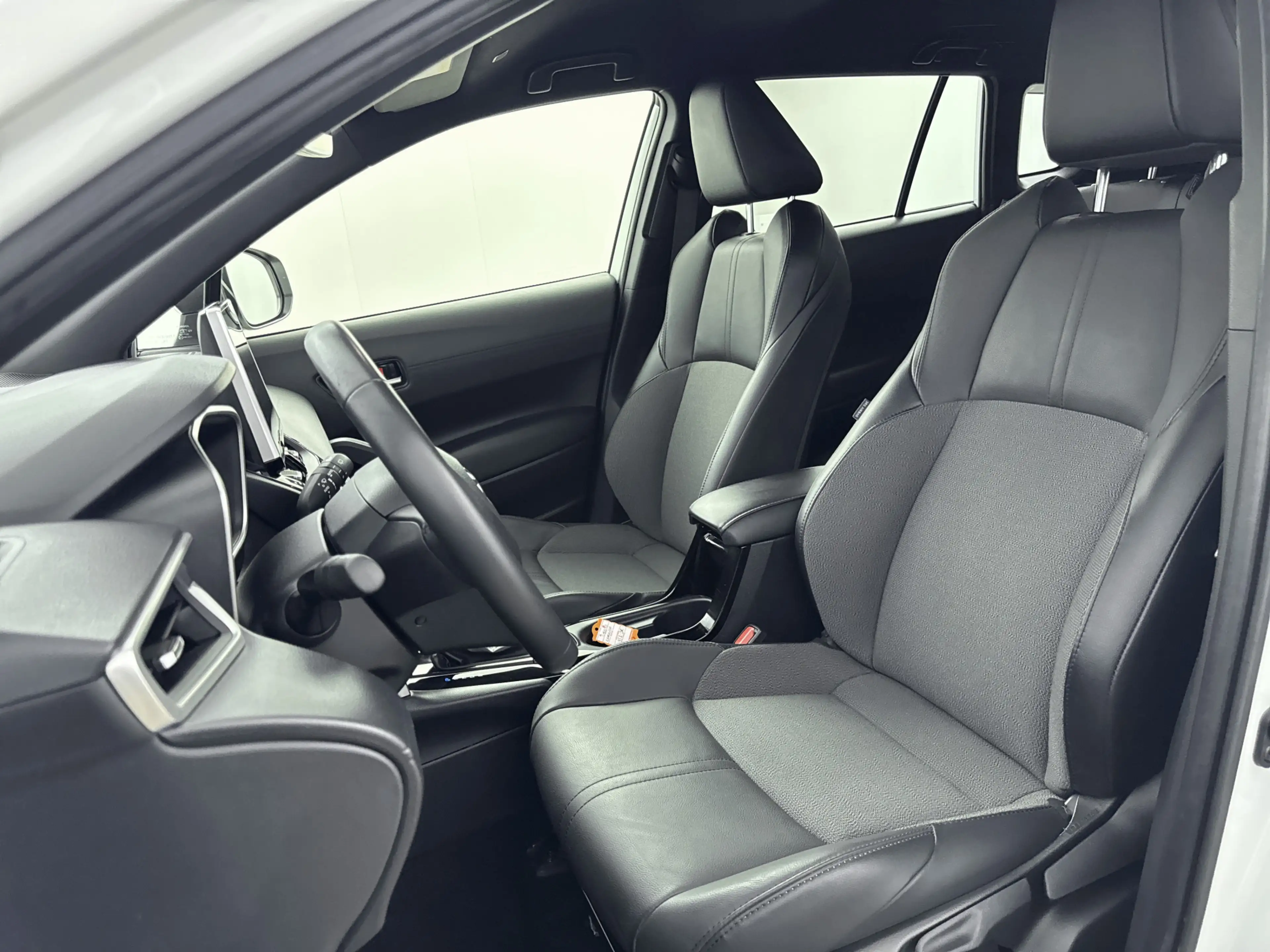 Toyota Corolla Cross Hybrid 200 Style | Parkeersensoren V+A | Blindspot — photo 4