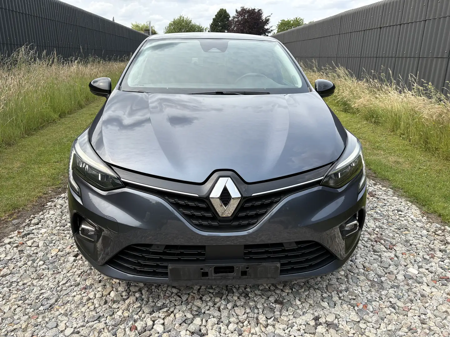 Renault Clio LIMITED EDITION*DESIGN PERSONNALISE*GARANTIE Gris - 2