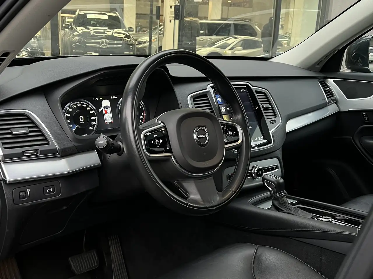 Volvo XC90 снимка Volvo XC90
