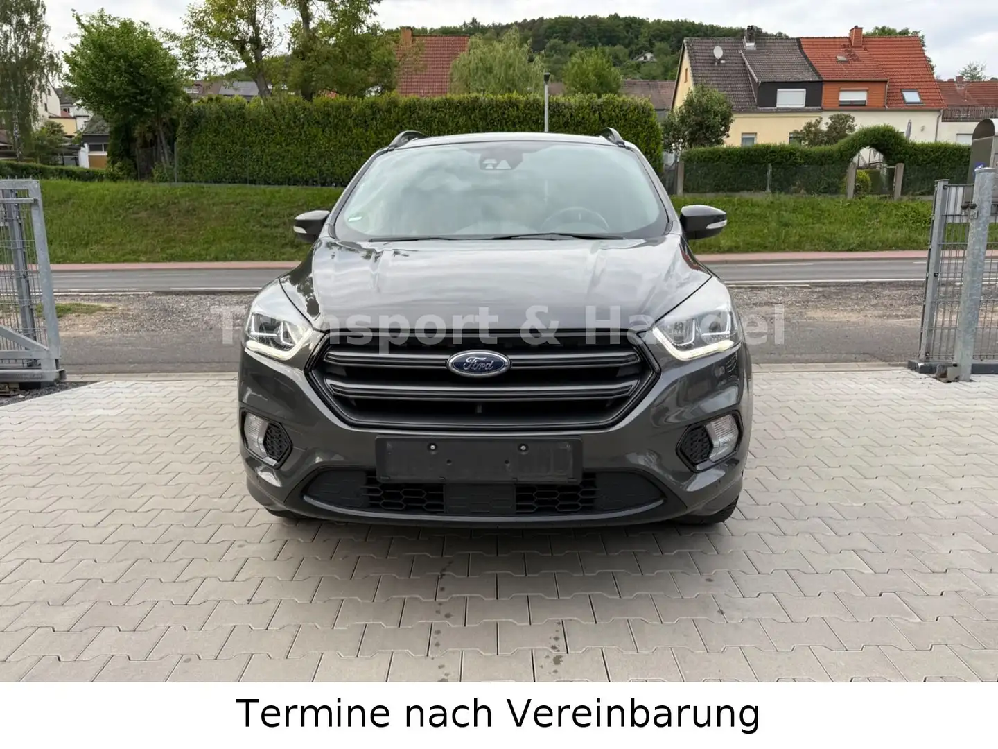 Ford Kuga ST-Line,4x4,Leder,129KW,Autom.,EFH,Alu,1Hd. Gris - 1