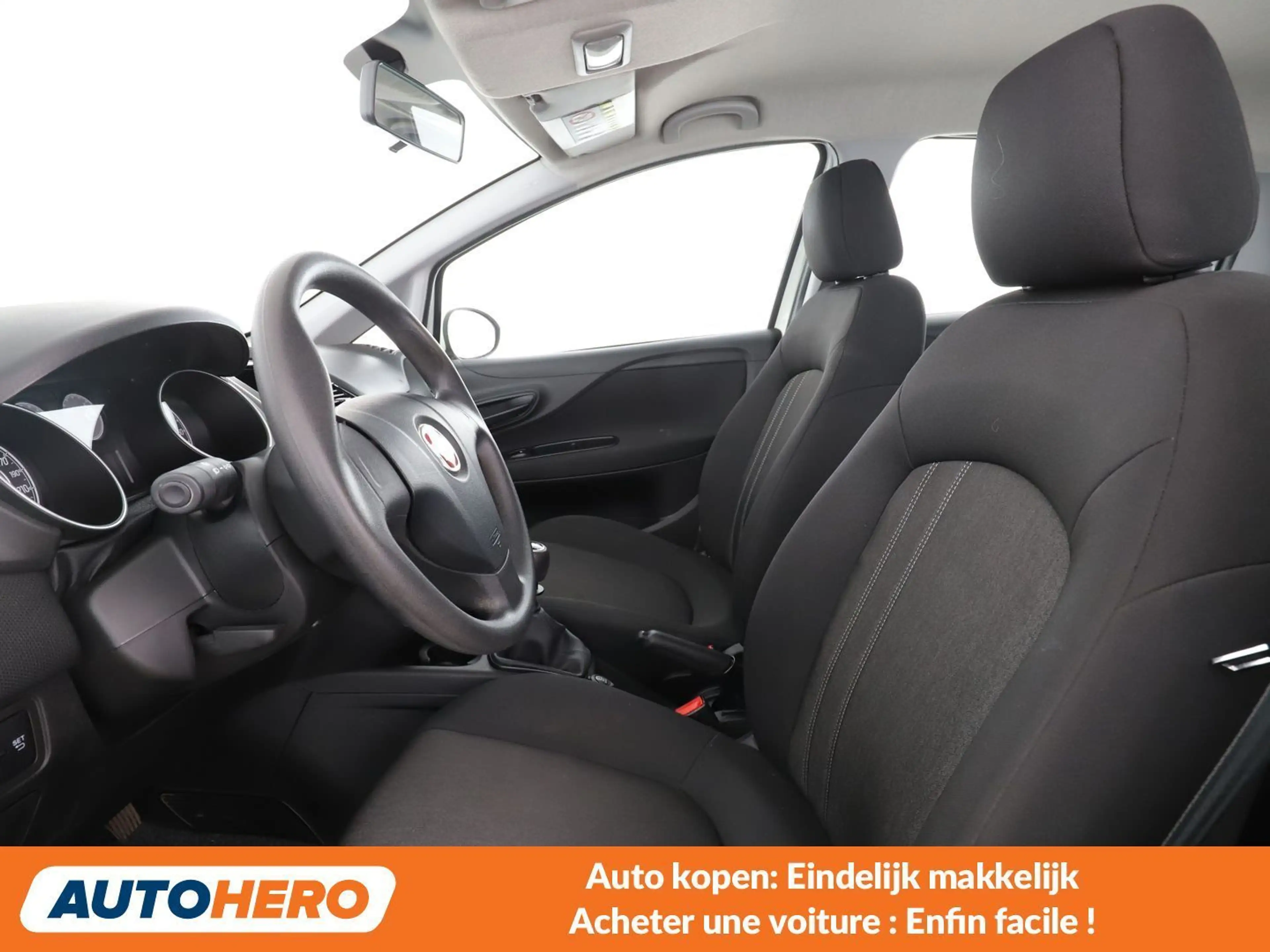 Fiat Punto 1.2 MYSTYLE — photo 11