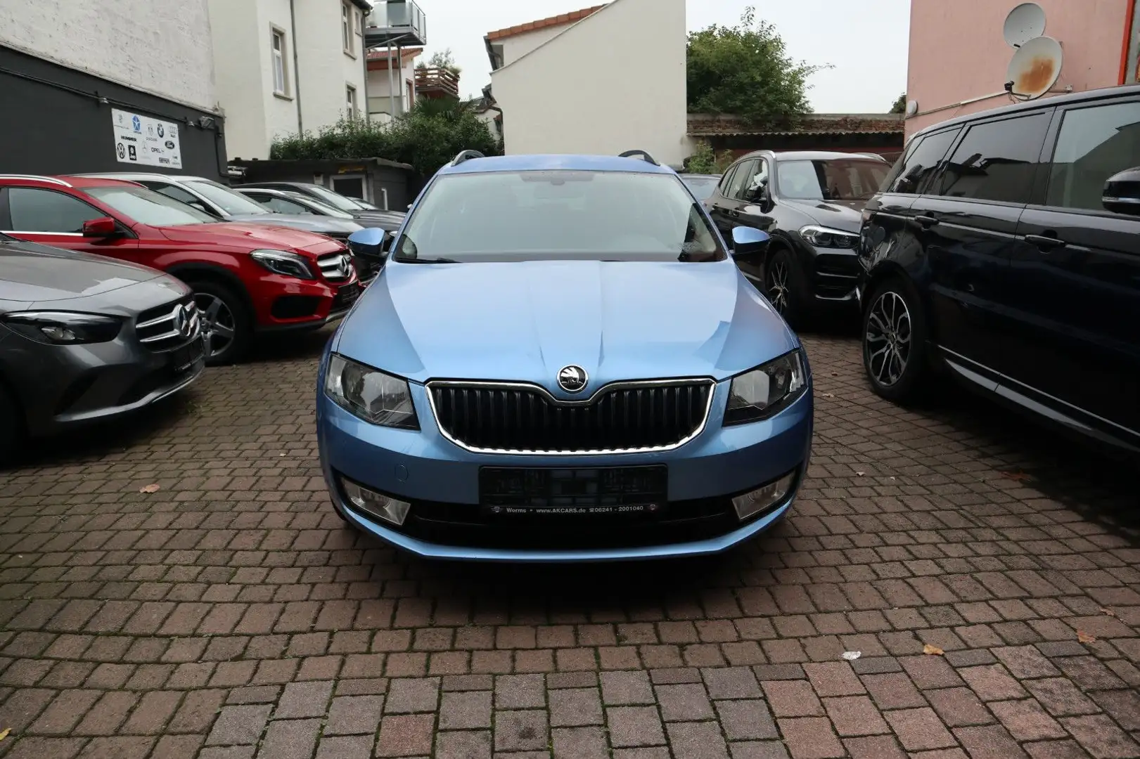 Skoda Octavia Combi Ambition AHK KAMERA NAVI Blau - 2