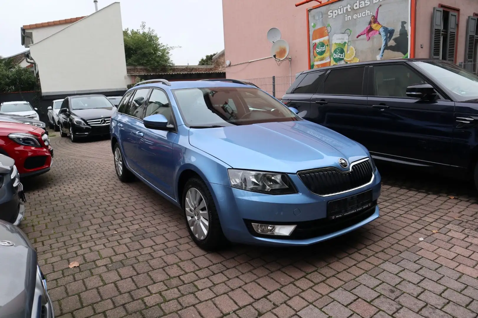 Skoda Octavia Combi Ambition AHK KAMERA NAVI Blau - 1