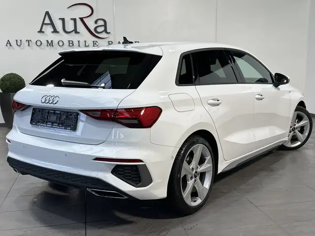 Audi A3 view 4