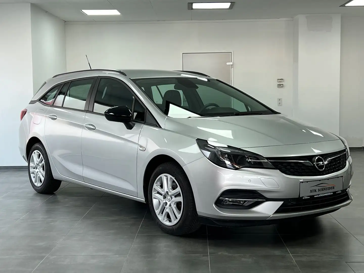 Opel Astra K Sports Tourer Edition/NAV/KAM/CARPLY/SHZ Argent - 1