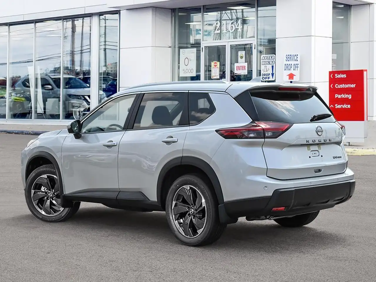 Nissan Rogue снимка Nissan Rogue