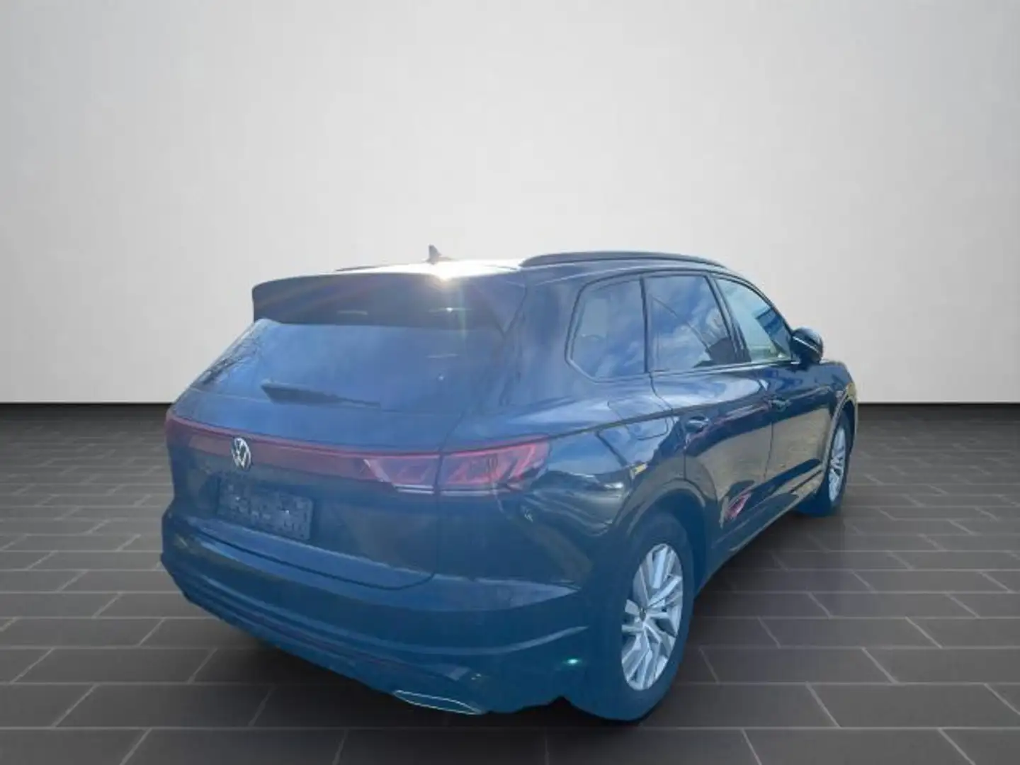 Volkswagen Touareg 3,0 TDI R-Line 4 Motion AHK/RFK/Panorama Schwarz - 2